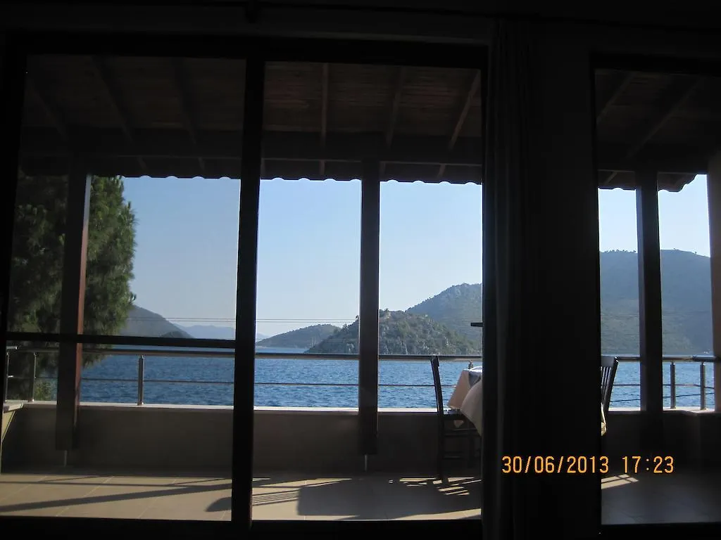 Apart Otel Özgür Apart